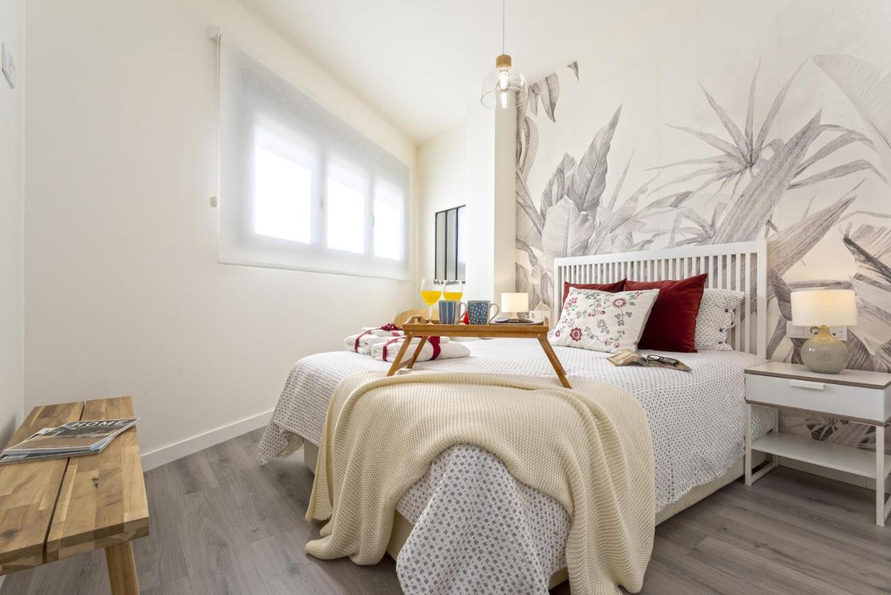 -malagasunapts-centre Pool&parking Bus-train Station