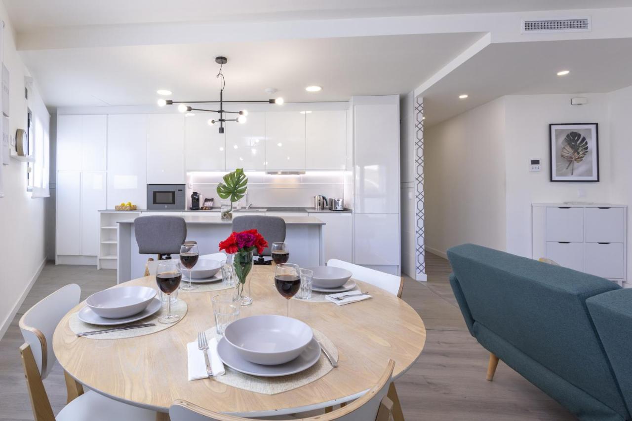 -malagasunapts-centre Pool&parking Bus-train Station *